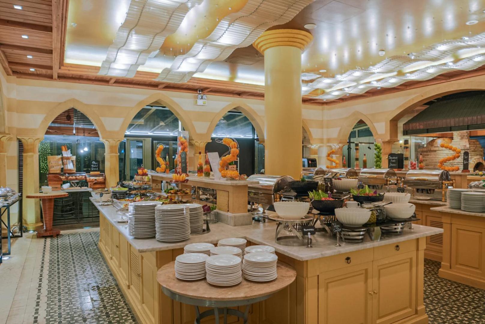 Sheraton Dammam Hotel & Convention Centre Ngoại thất bức ảnh