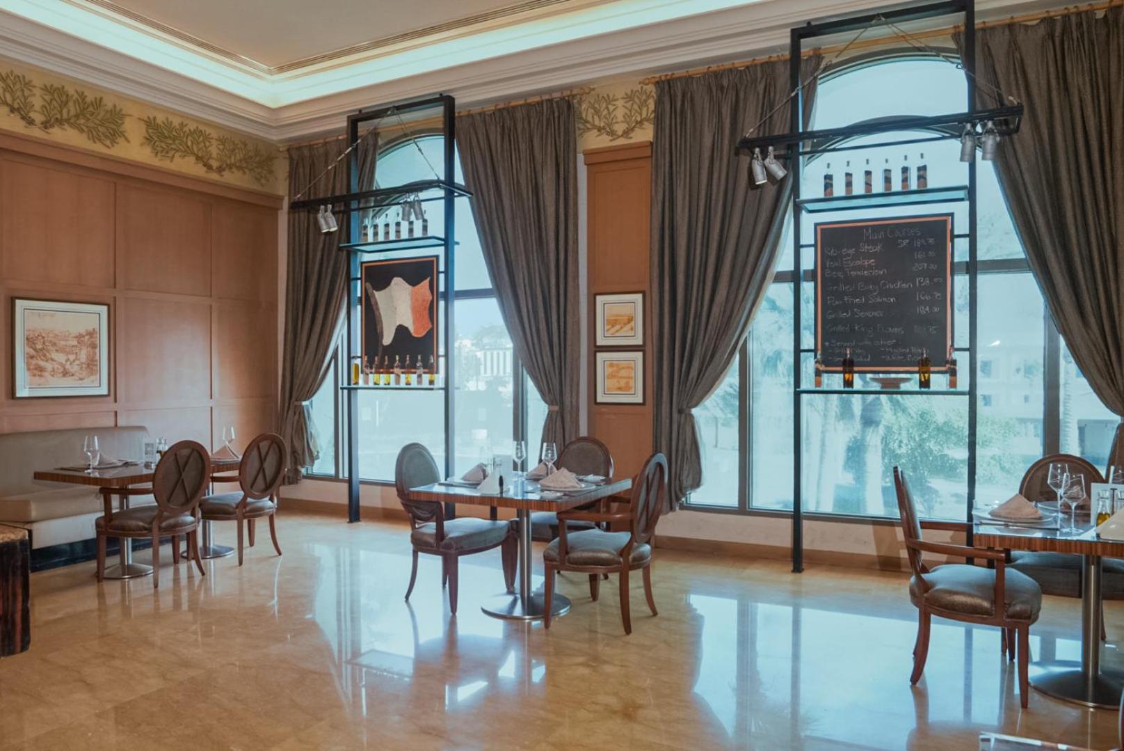 Sheraton Dammam Hotel & Convention Centre Ngoại thất bức ảnh